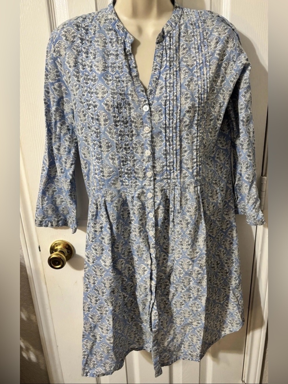 Madison Mathews Light Blue Floral Pintuck Button-Front Dress